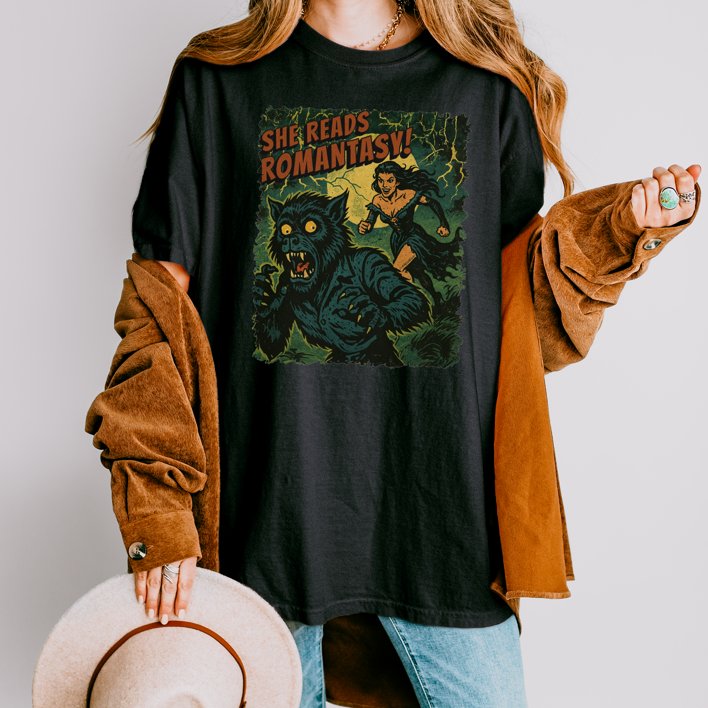 She Reads Romantasy T-Shirt